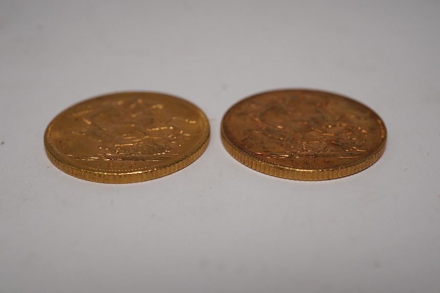 Australia gold coins, George V, two gold sovereigns, both 1912M, both about EF